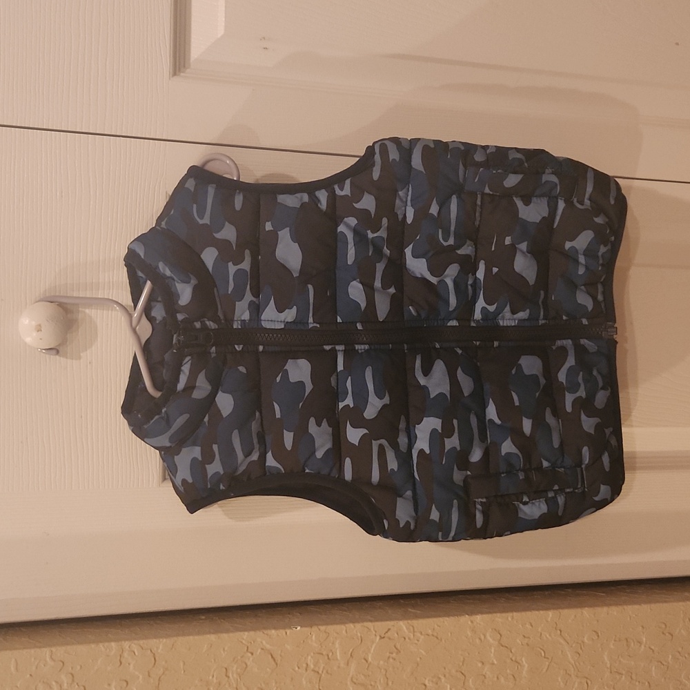 Gymboree sleeveless puffer jacket
